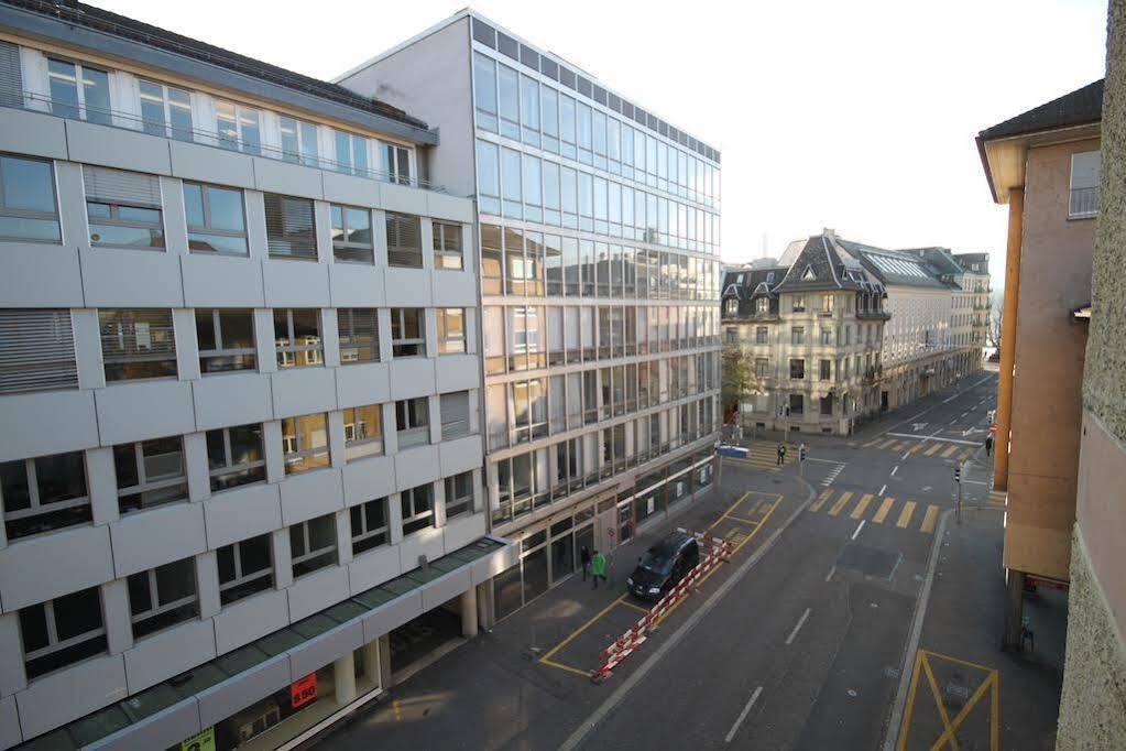 Hitrental Seefeld - Kreuzstrasse Apartments Zürich Exteriör bild